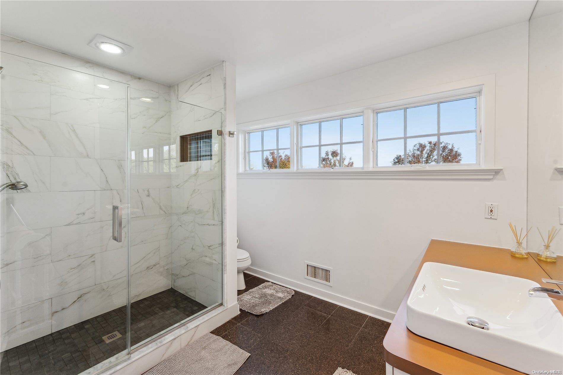 #11 photo, 582 Hayground Road, サフォーク郡 Water Mill , NY 11976