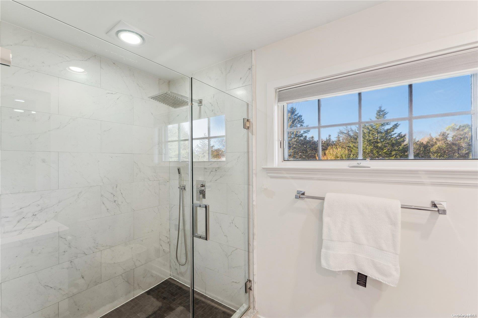 #15 photo, 582 Hayground Road, サフォーク郡 Water Mill , NY 11976