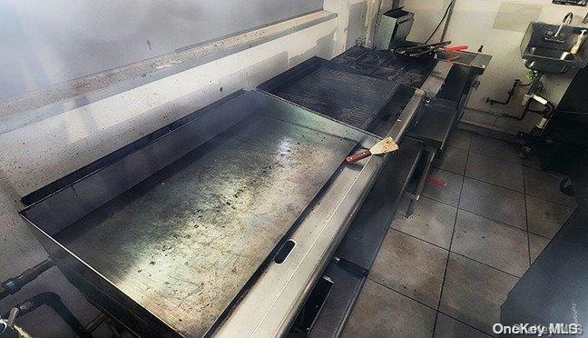 #6 photo, 46 Gerard Street, サフォーク郡 Huntington , NY 11743