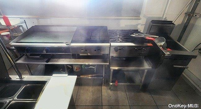 #9 photo, 46 Gerard Street, サフォーク郡 Huntington , NY 11743