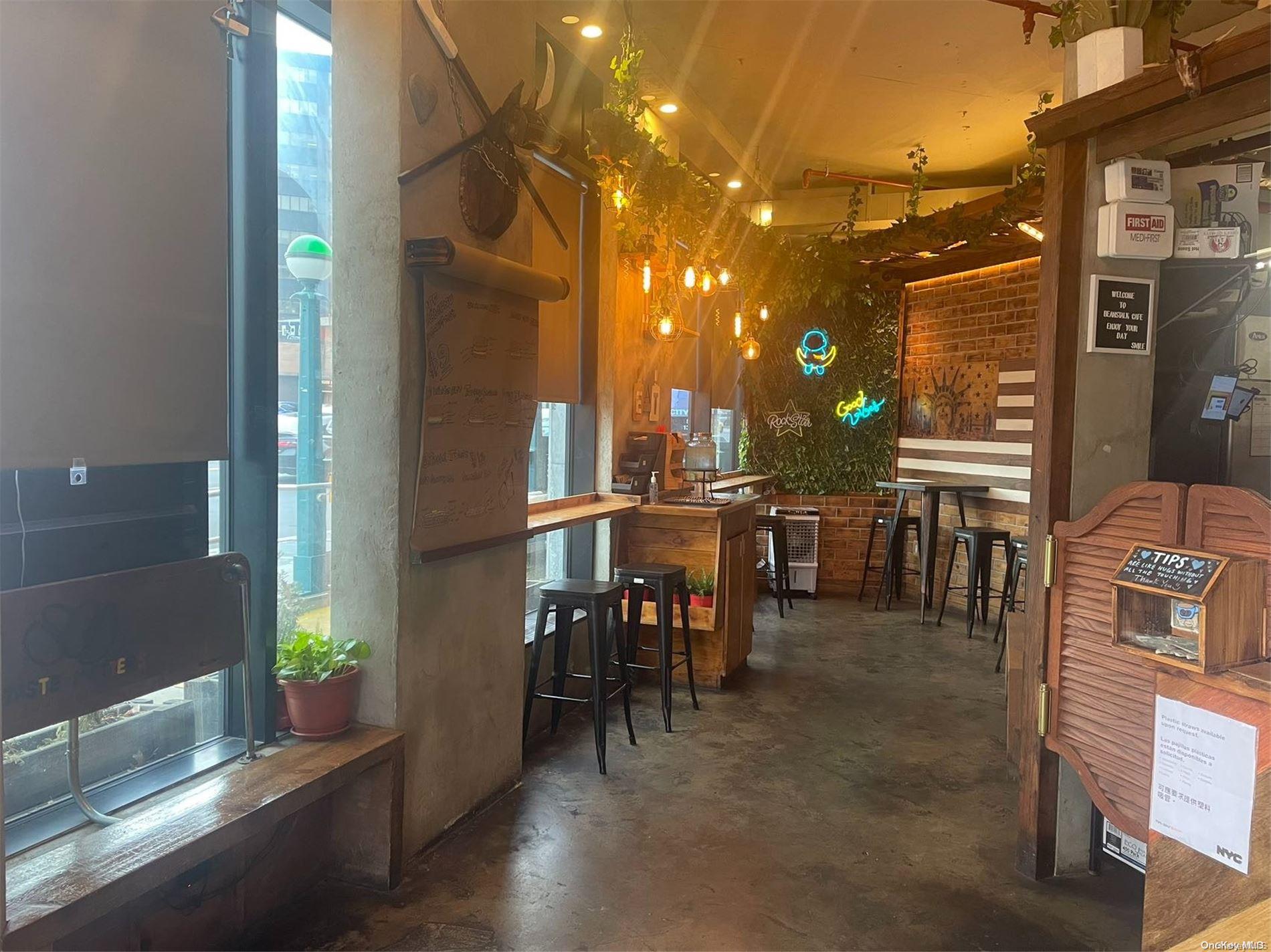 #3 photo, 13-33 Jackson Avenue, クイーンズ区 Long Island City , NY 11101