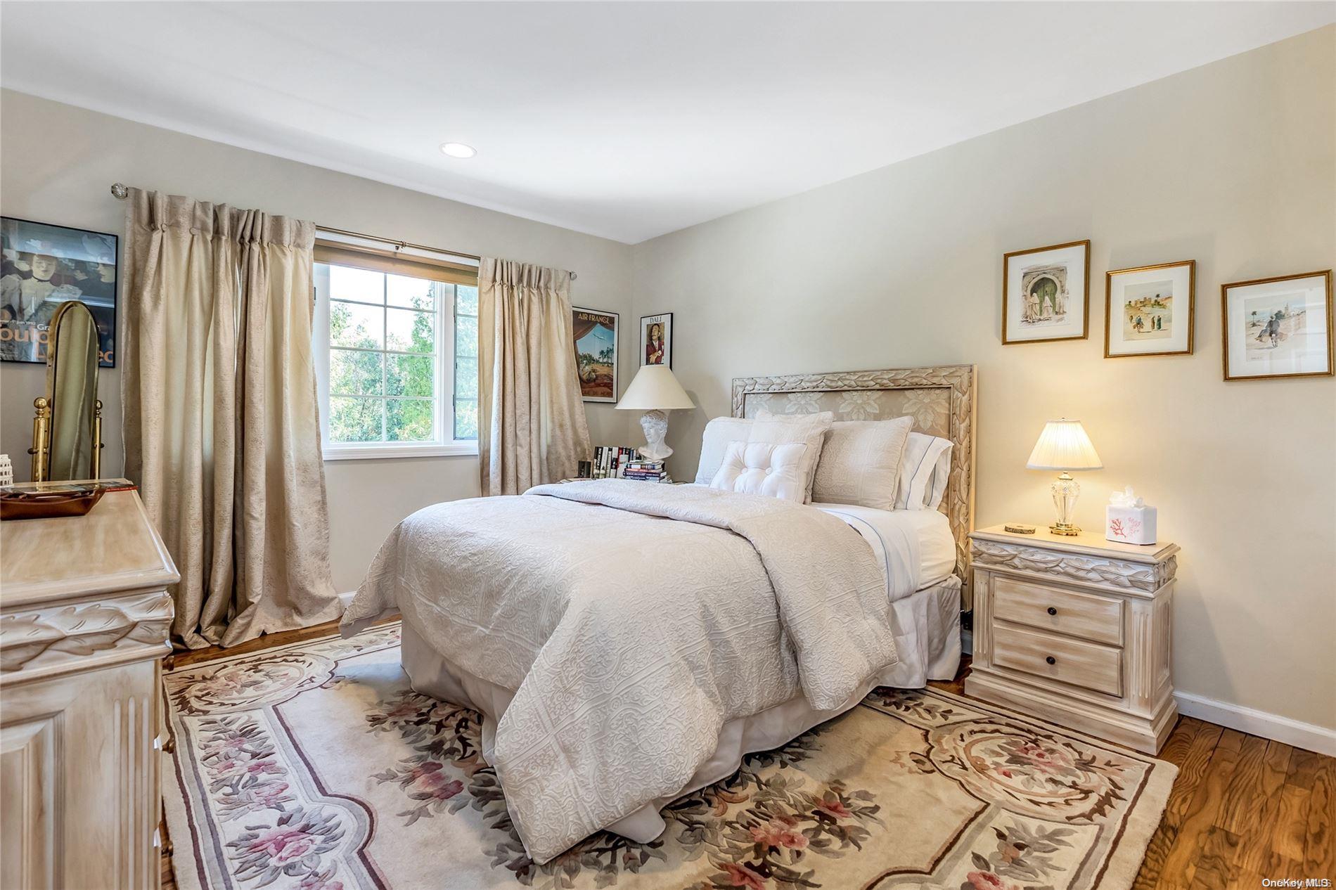 #13 photo, 3 Pine Grove Court, サフォーク郡 Westhampton , NY 11977