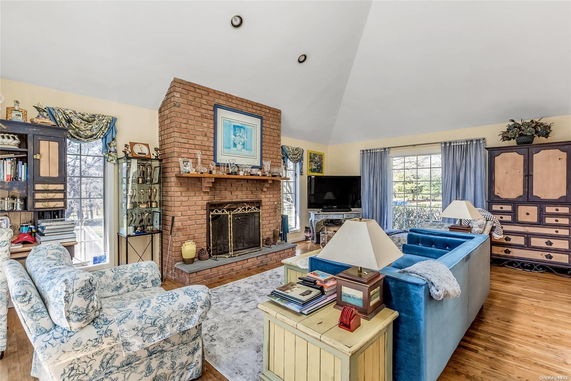 #5 photo, 3 Pine Grove Court, サフォーク郡 Westhampton , NY 11977