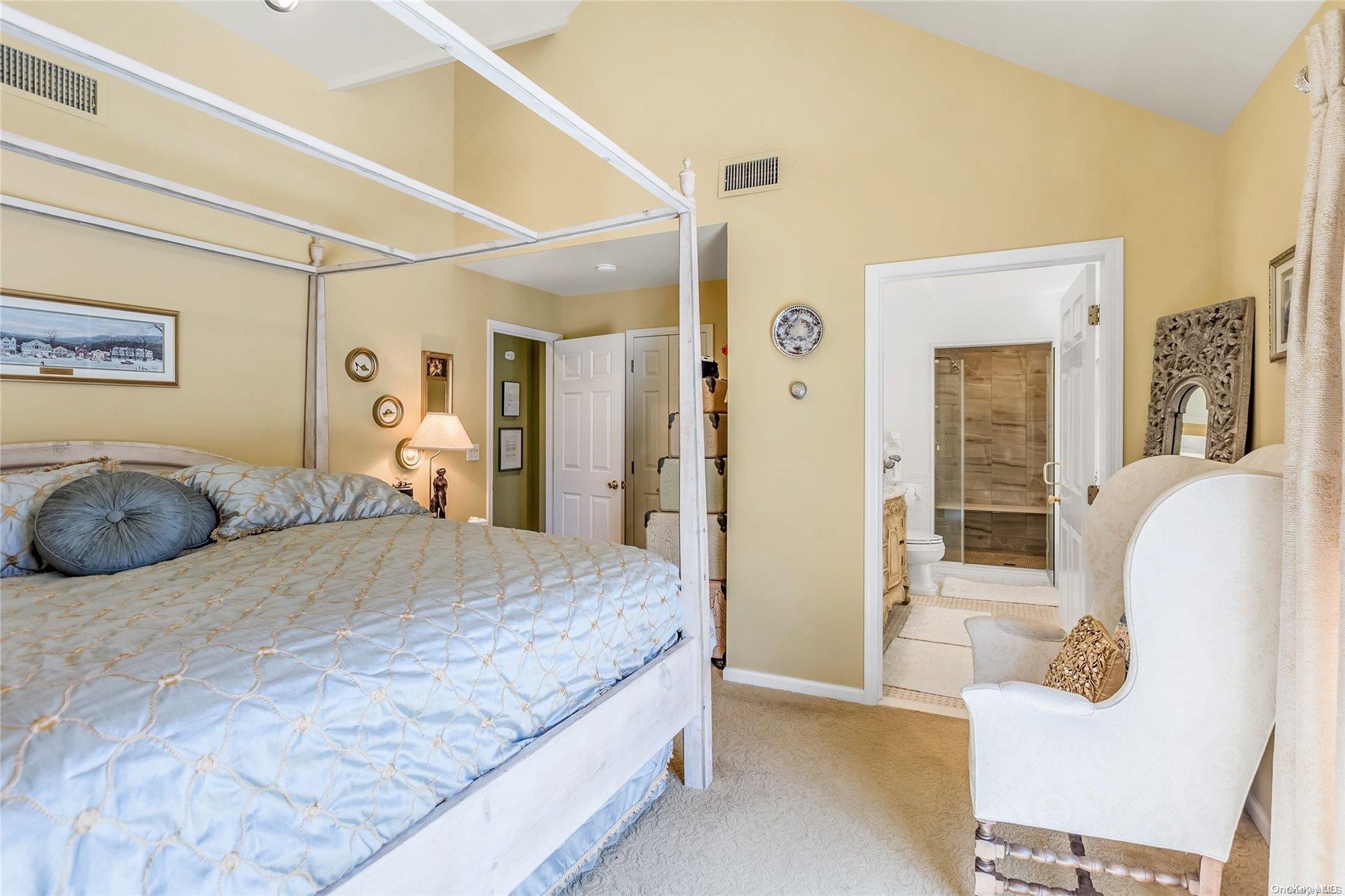 #8 photo, 3 Pine Grove Court, サフォーク郡 Westhampton , NY 11977