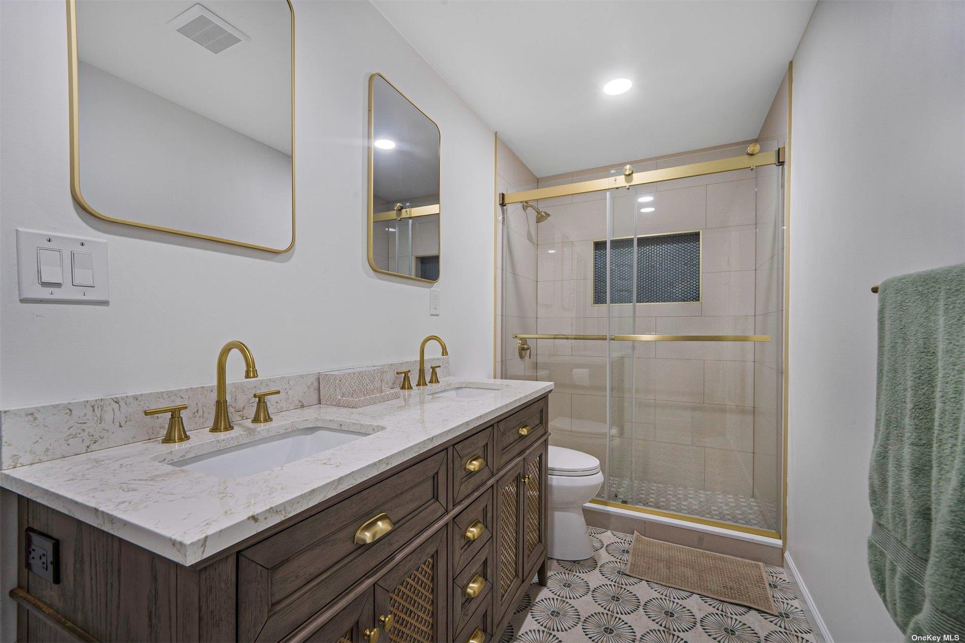 #12 photo, 6 Rolling Hill Road, サフォーク郡 Hampton Bays , NY 11946