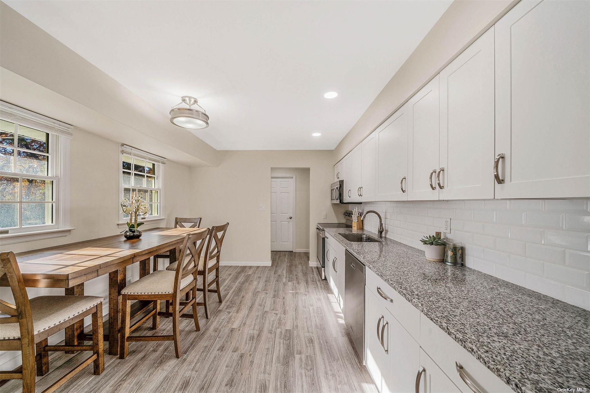 #8 photo, 6 Rolling Hill Road, サフォーク郡 Hampton Bays , NY 11946