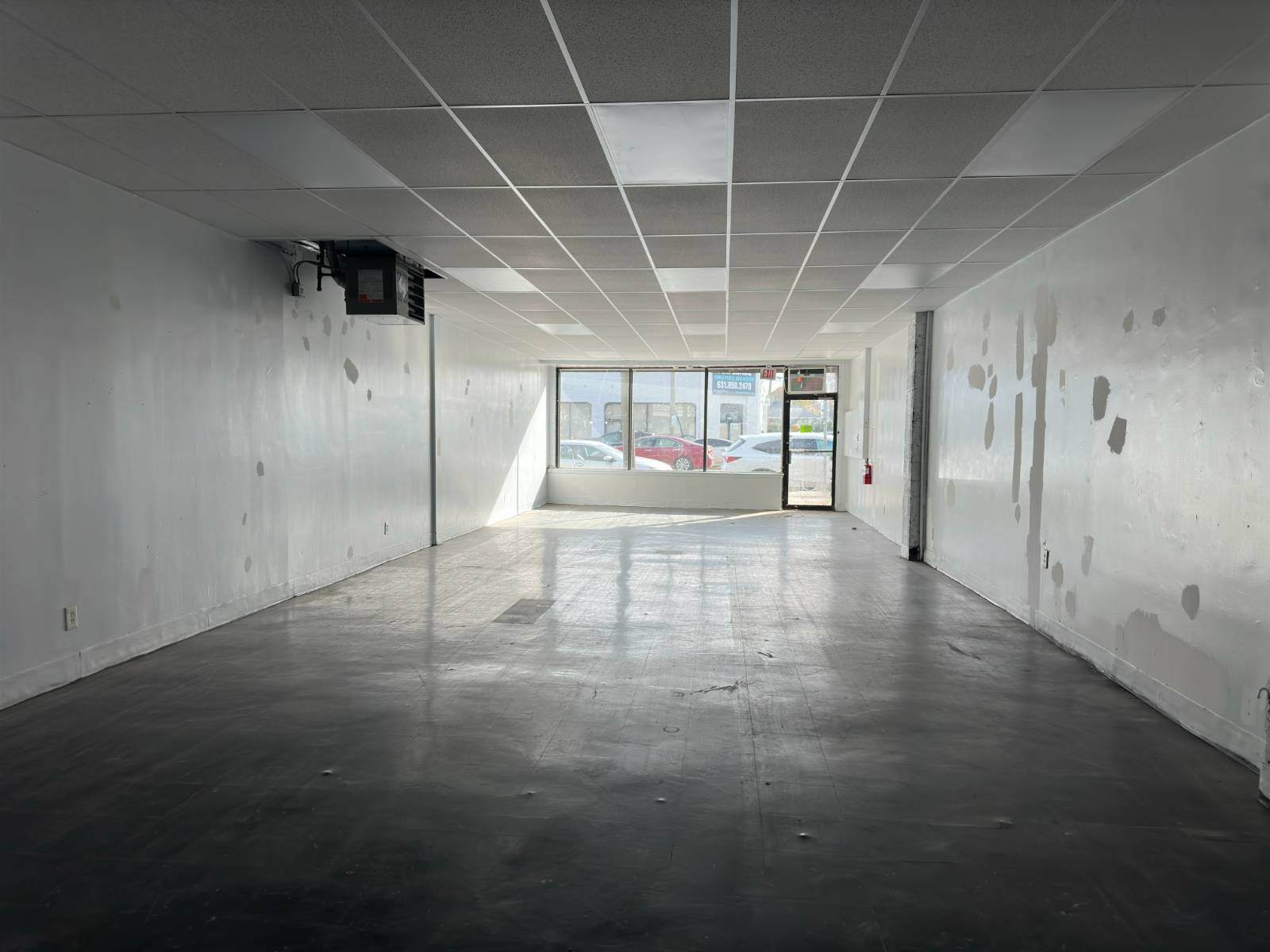 #4 photo, 3597 Merrick Rd, ナッソー郡 Seaford , NY 11783