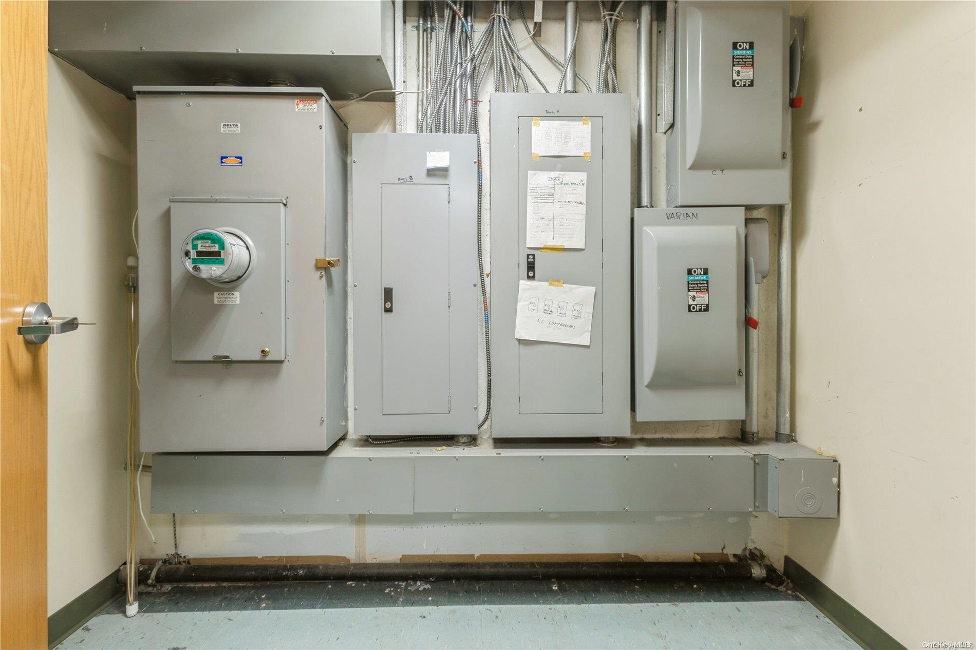 #17 photo, 92-02 Liberty Avenue, クイーンズ区 Ozone Park , NY 11417