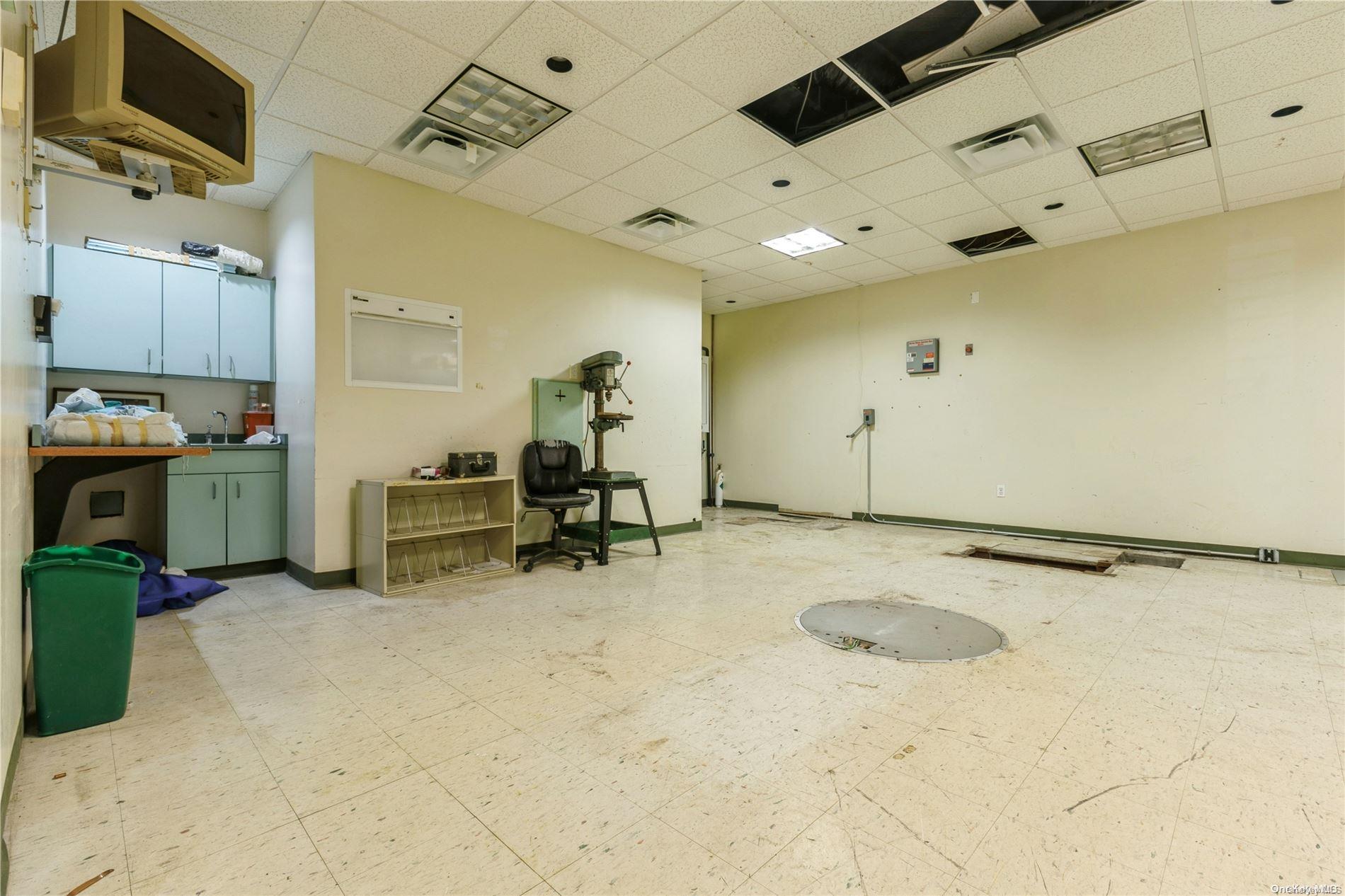 #9 photo, 92-02 Liberty Avenue, クイーンズ区 Ozone Park , NY 11417