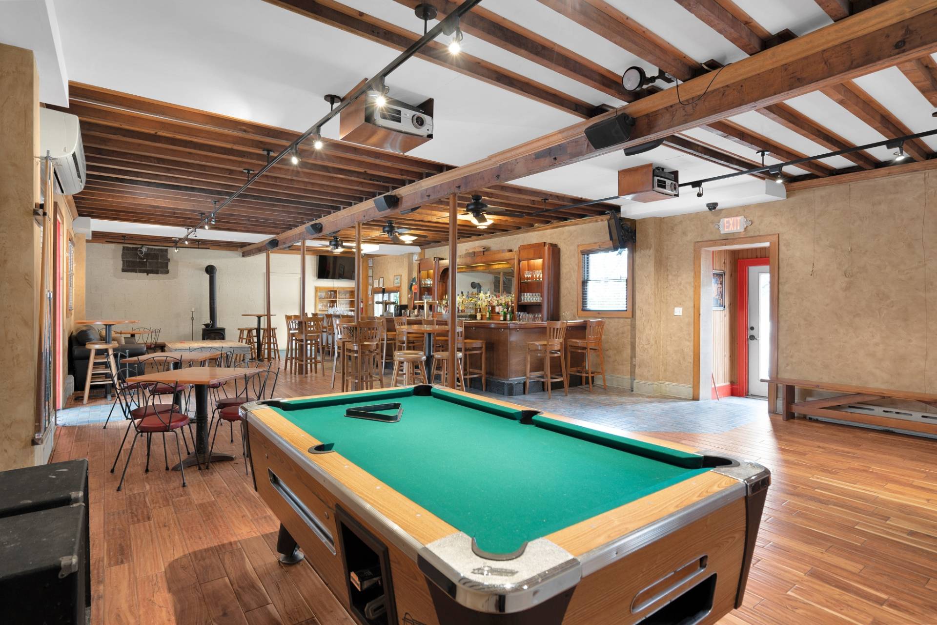 #5 photo, 87 North Rd, サフォーク郡 Hampton Bays , NY 11946