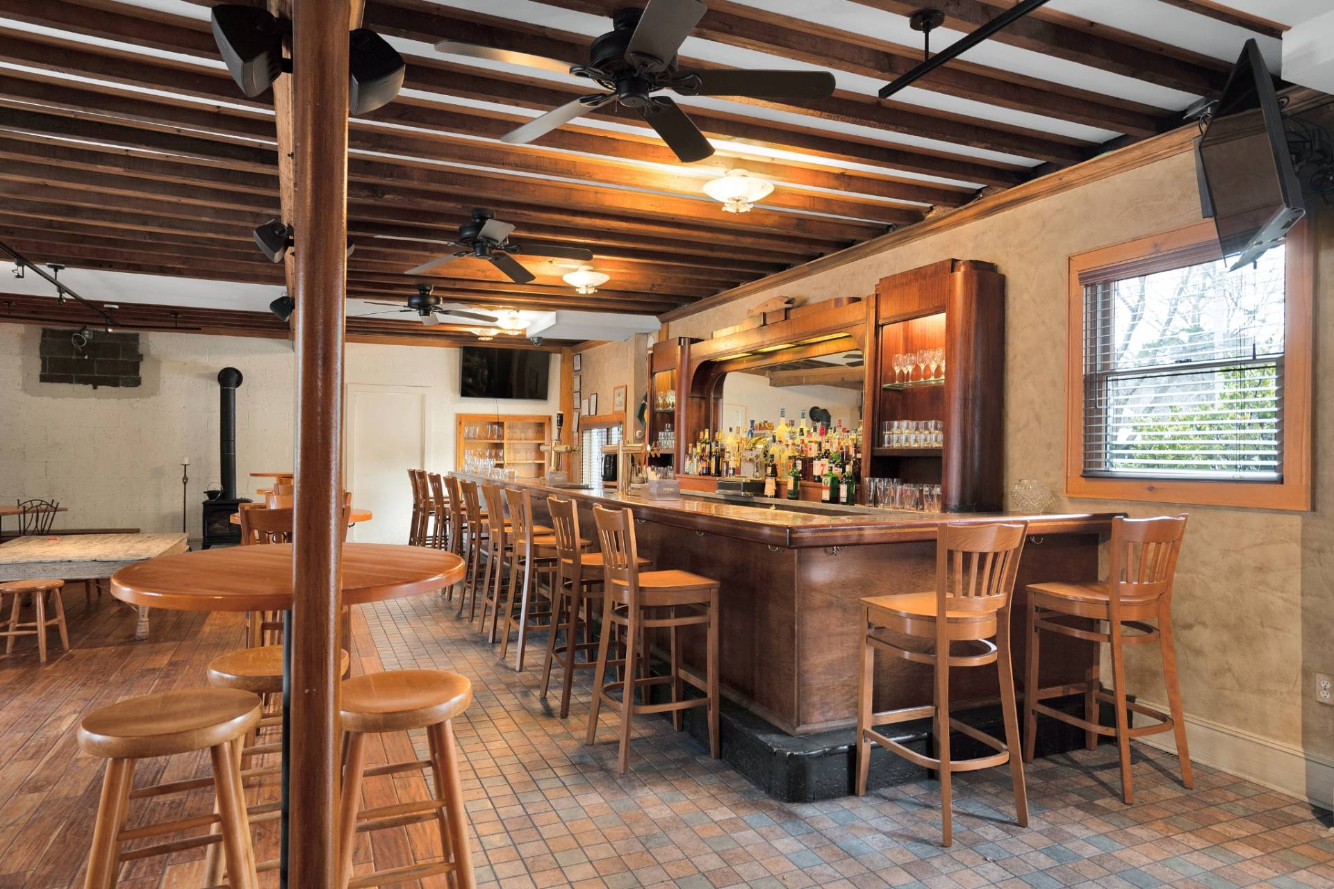 #6 photo, 87 North Rd, サフォーク郡 Hampton Bays , NY 11946