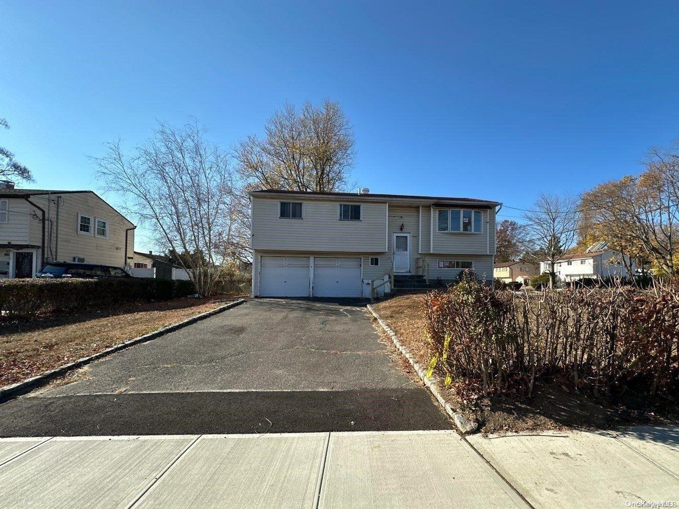 #1 photo, 1580 Brentwood Road, Bay Shore , NY 11706