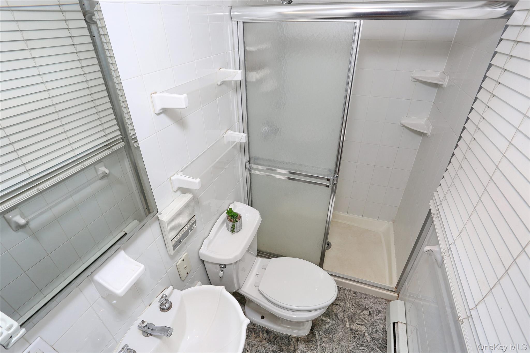 #20 photo, 9 Country Club Lane, Airmont , NY 10952