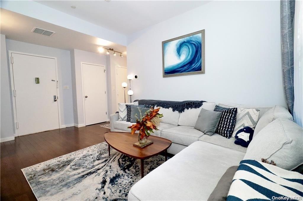 #8 photo, 52 3rd Avenue, Brooklyn , NY 11217