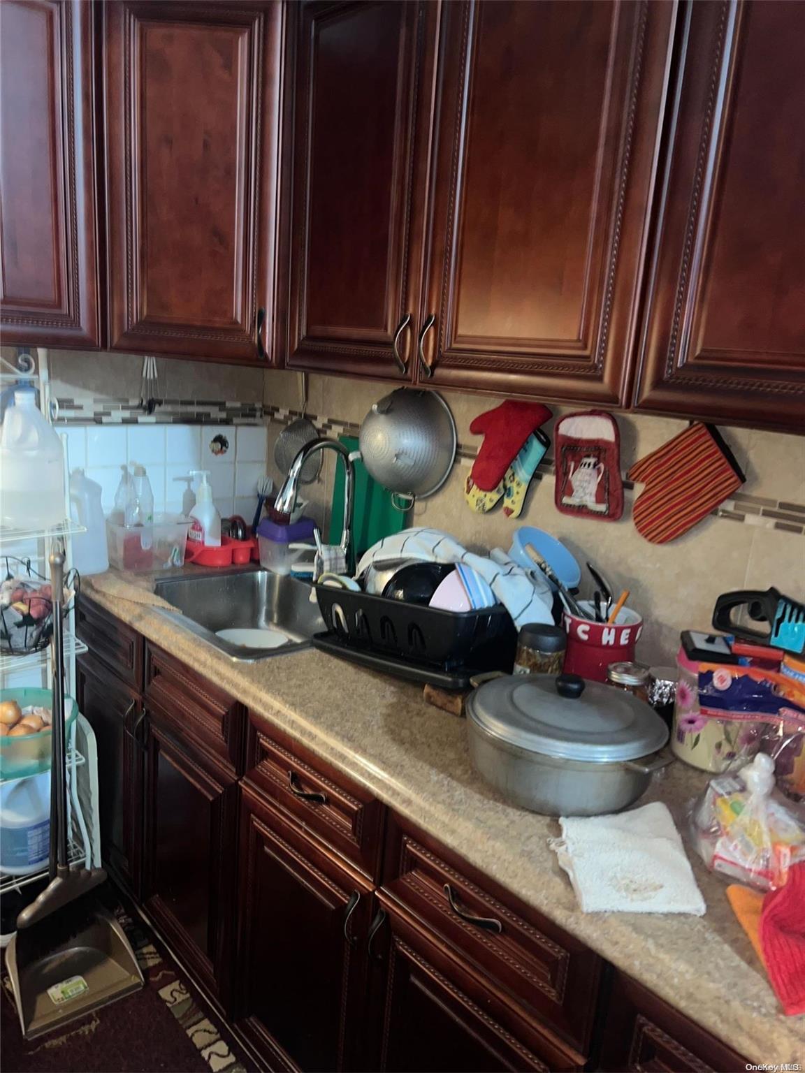 #10 photo, 722 Miller Avenue, ブルックリン区 East New York , NY 11207