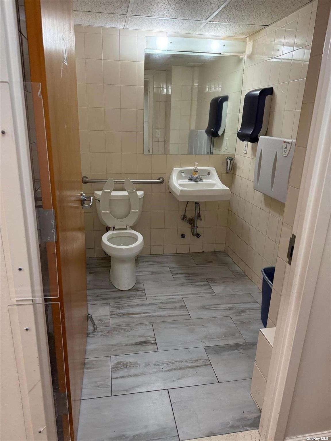 #7 photo, 133-47 Sanford Avenue, クイーンズ区 Flushing , NY 11355