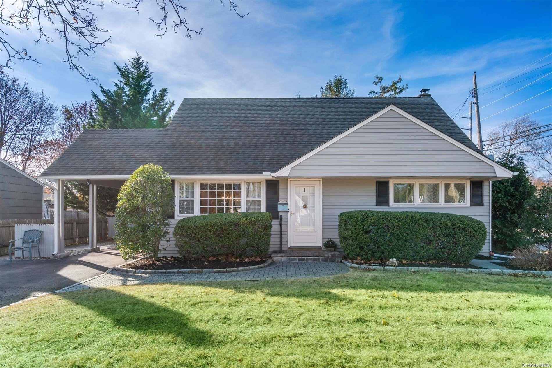 #1 photo, 1 Nevada Street, ナッソー郡 Syosset , NY 11791