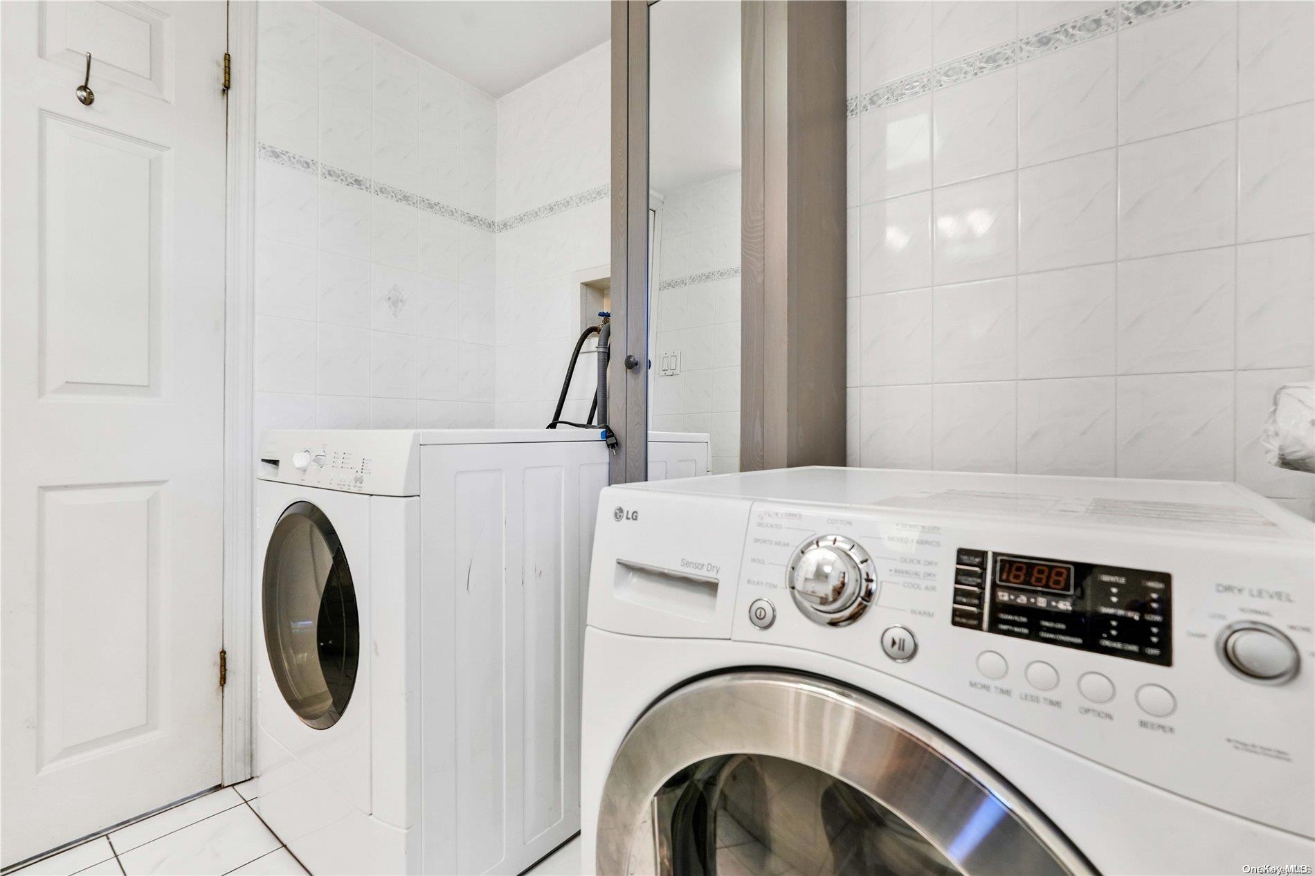 #16 photo, 1260 Bretton Road, 롱 아일랜드 Valley Stream , NY 11580