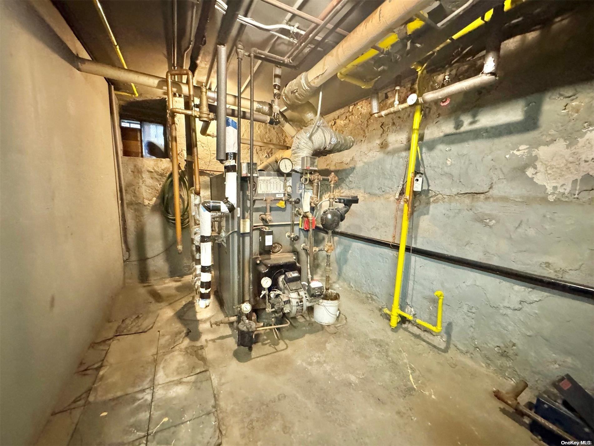 #10 photo, 37-11 9th Street, קווינס Long Island City , NY 11101