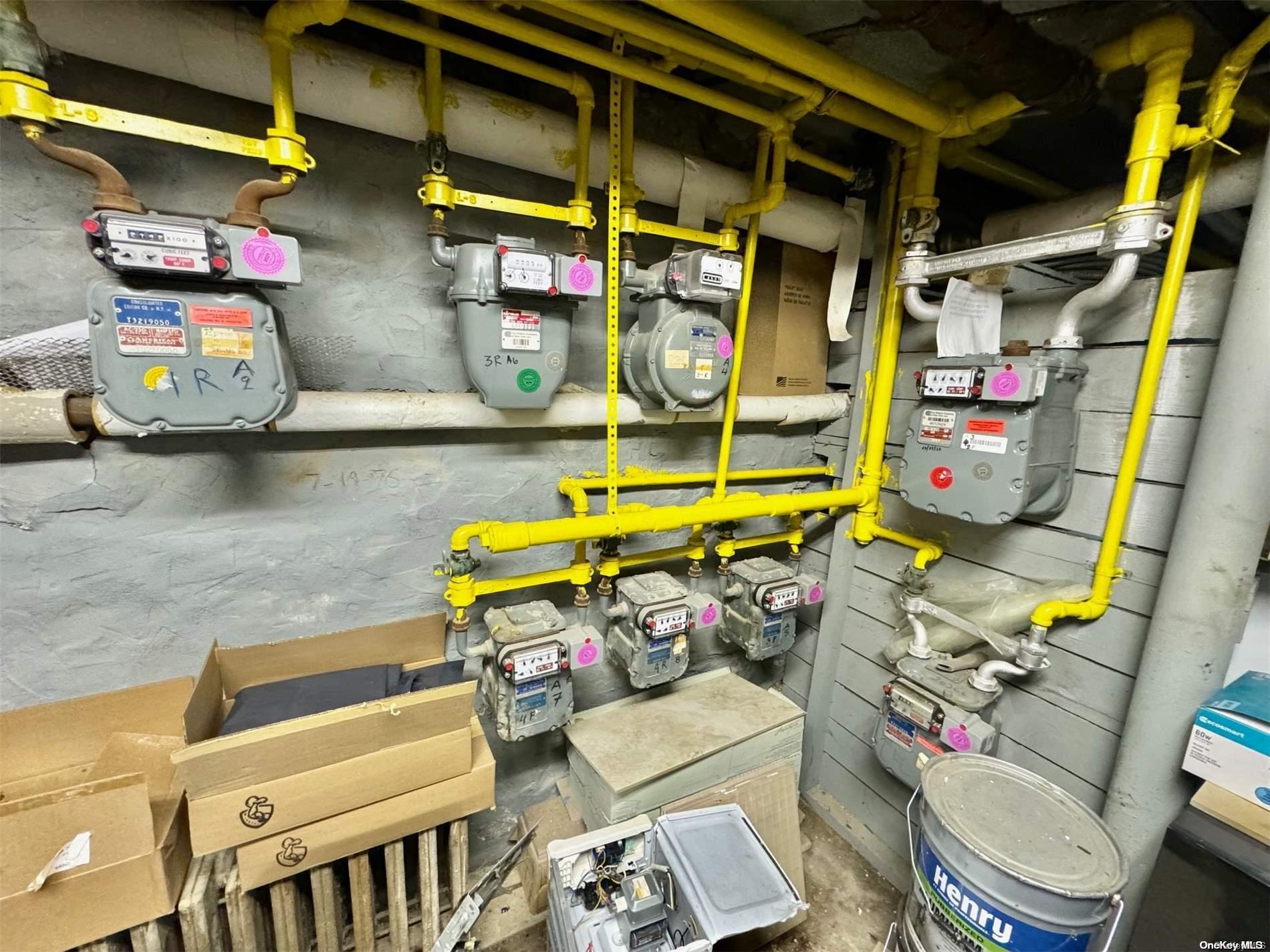 #8 photo, 37-11 9th Street, קווינס Long Island City , NY 11101