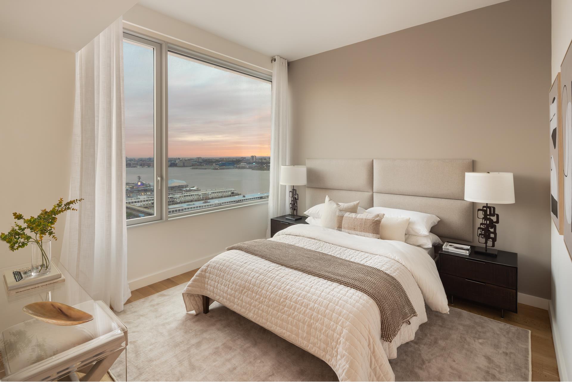 #18 photo, 611 W 56TH Street, マンハッタン Hells Kitchen , NY 10019