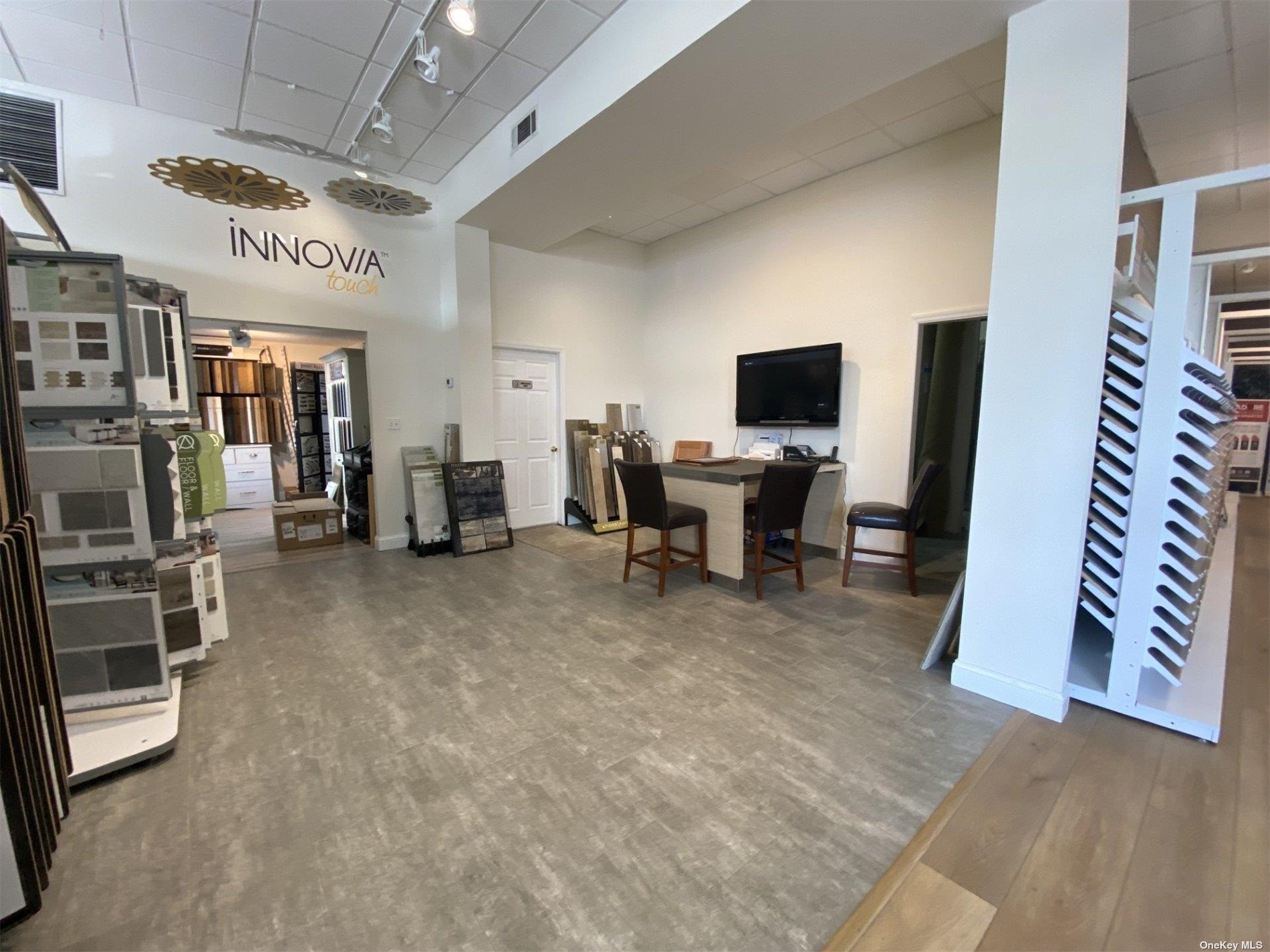 #11 photo, 465 Franklin Avenue, ナッソー郡 Franklin Square , NY 11010