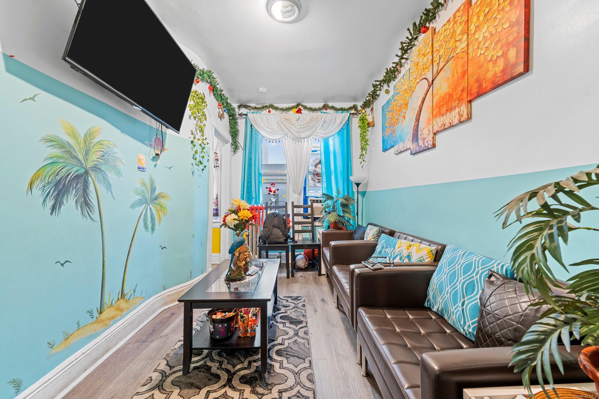 #16 photo, 35-18 108th Street, Куинс ‖ Corona , NY 11368