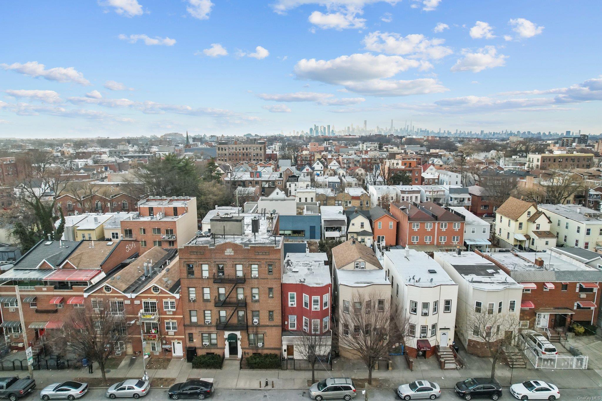 #2 photo, 35-18 108th Street, Куинс ‖ Corona , NY 11368