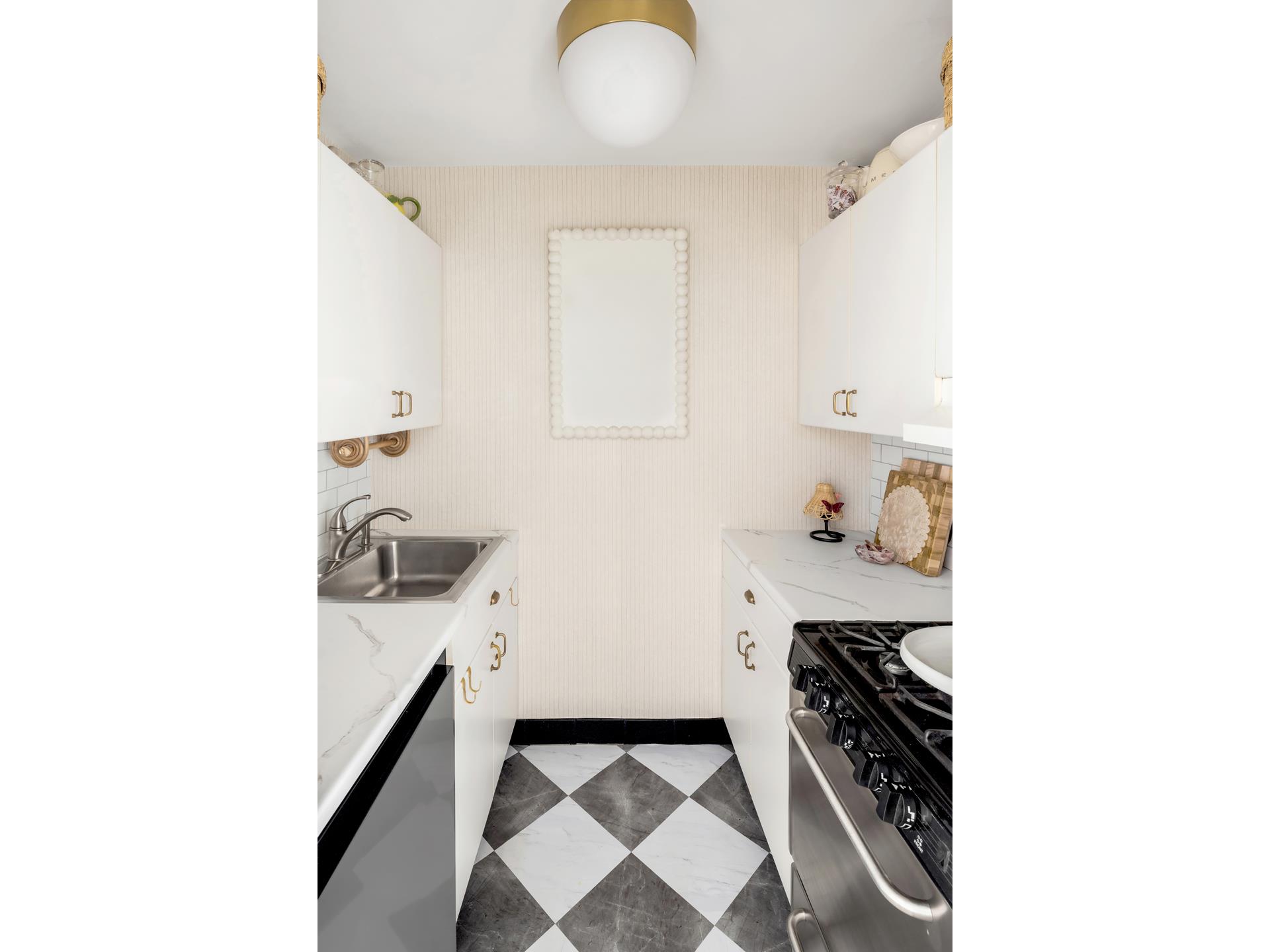 #5 photo, 101 W 12TH Street, マンハッタン Greenwich Village , NY 10011