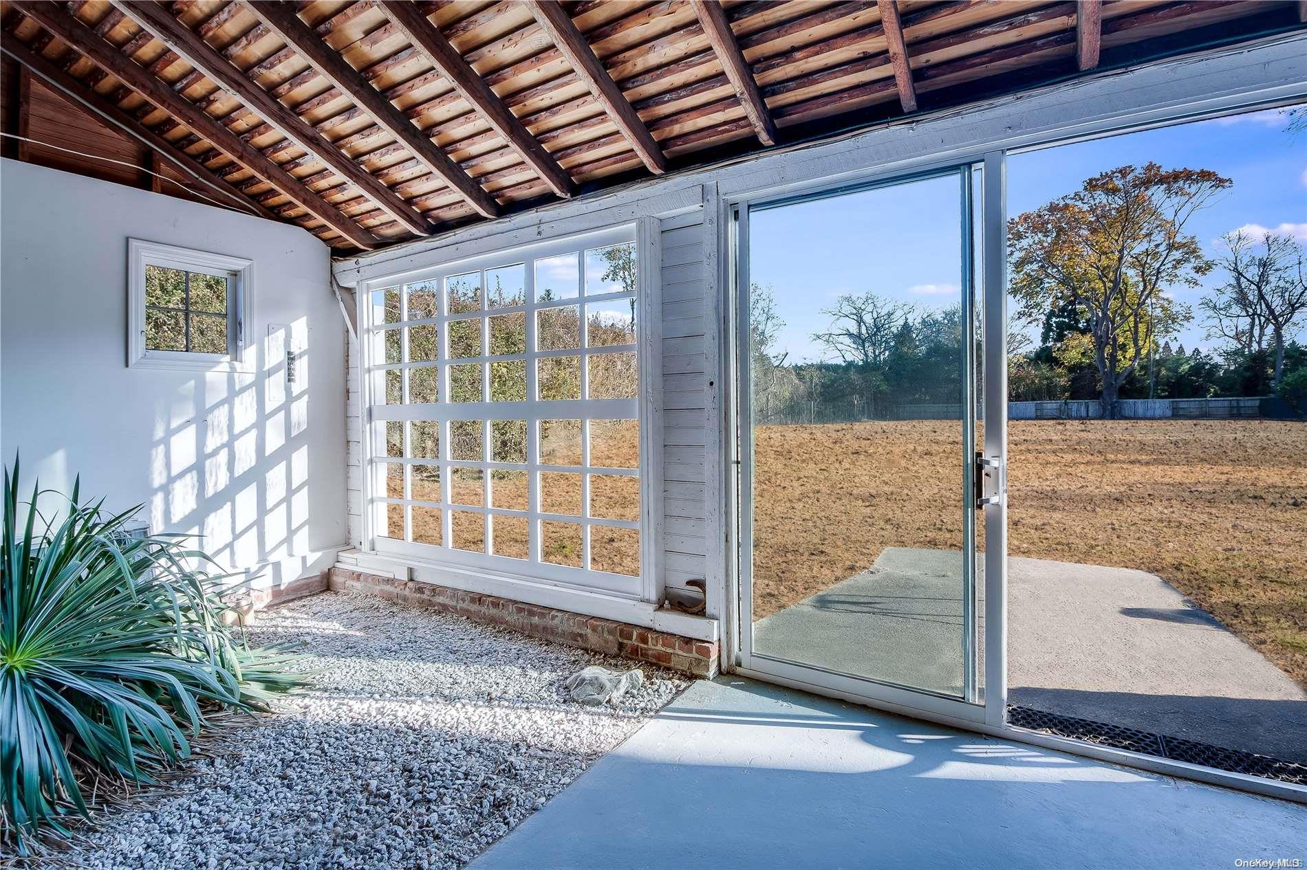 #13 photo, 88 Pantigo Road, サフォーク郡 East Hampton , NY 11937