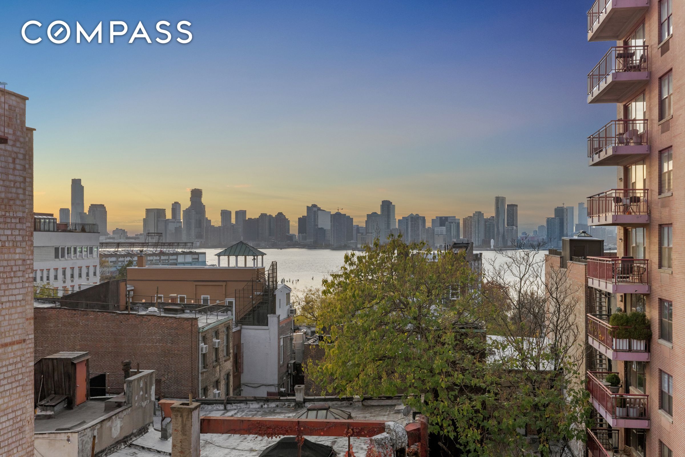 #1 photo, 165 Christopher Street, West Village , NY 10014