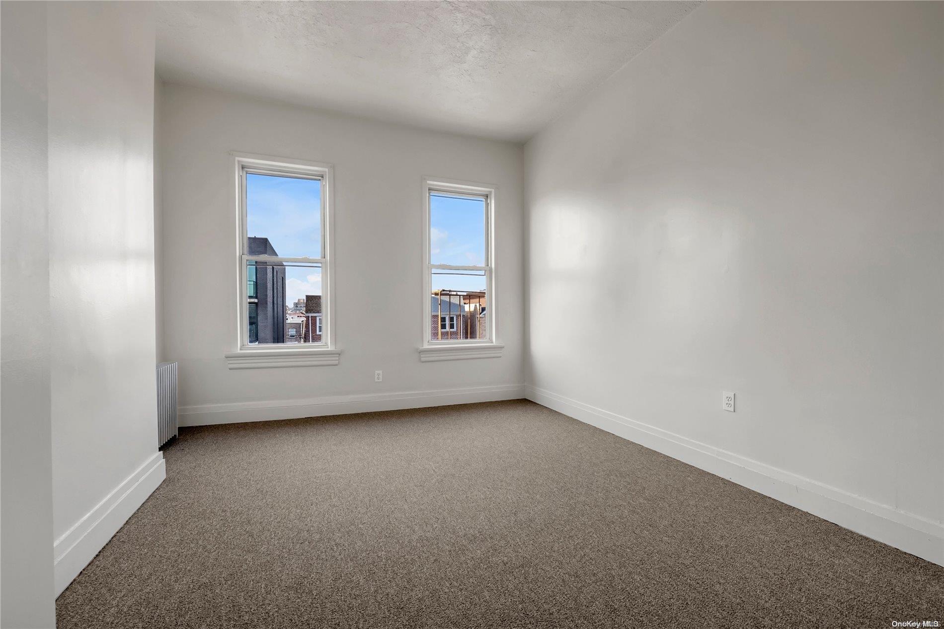 #15 photo, 22-19 Steinway Street, クイーンズ区 Astoria , NY 11105