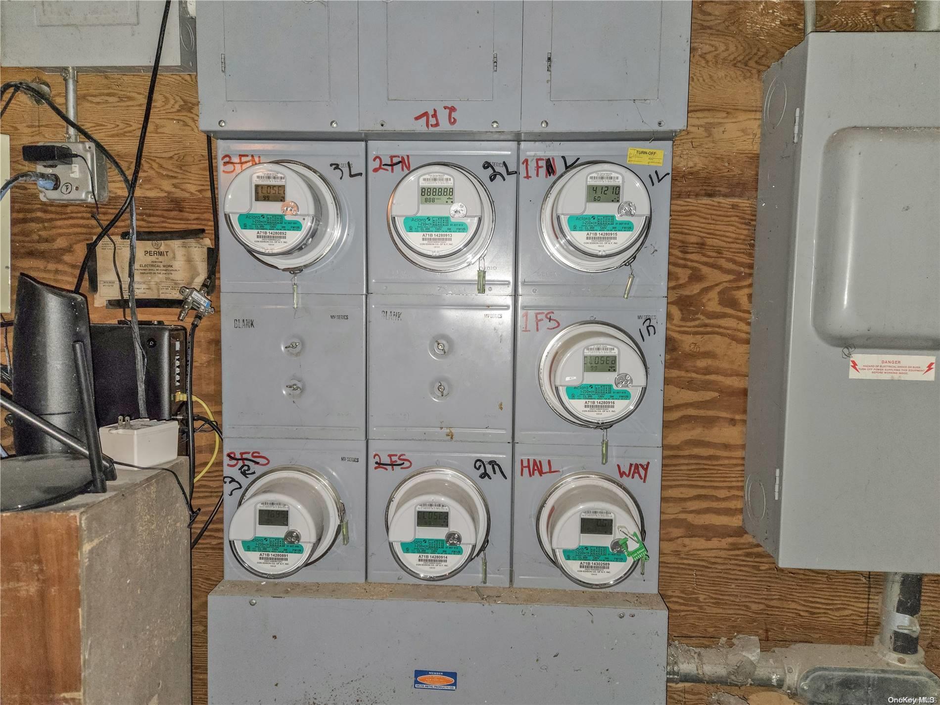 #18 photo, 22-19 Steinway Street, クイーンズ区 Astoria , NY 11105