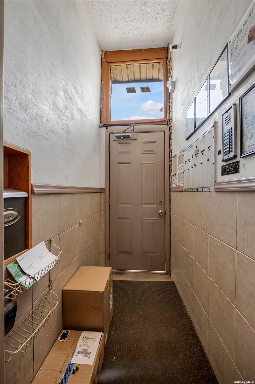 #2 photo, 22-19 Steinway Street, クイーンズ区 Astoria , NY 11105