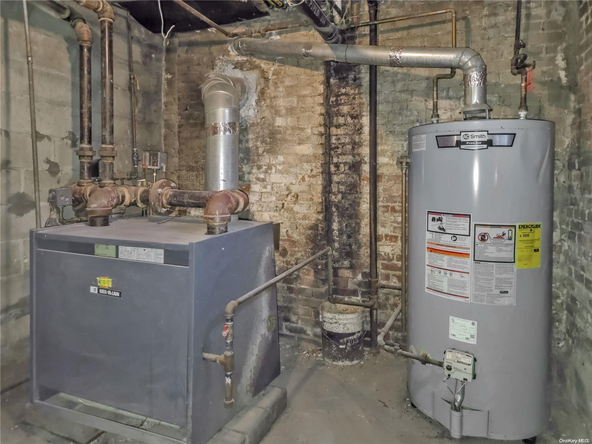 #20 photo, 22-19 Steinway Street, クイーンズ区 Astoria , NY 11105