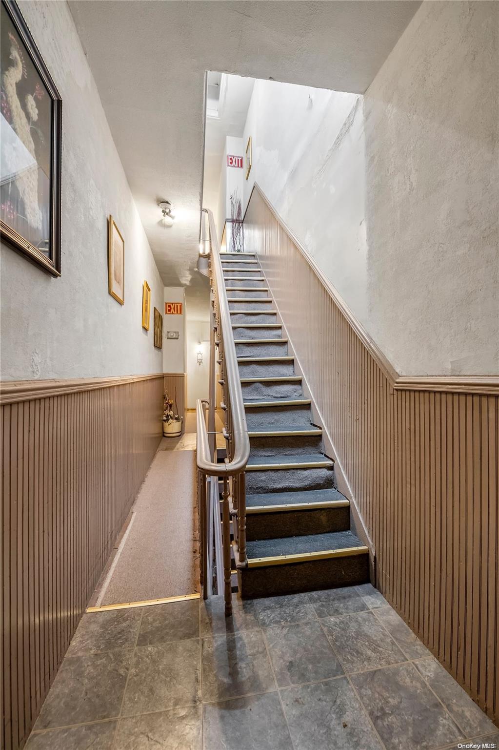 #6 photo, 22-19 Steinway Street, クイーンズ区 Astoria , NY 11105