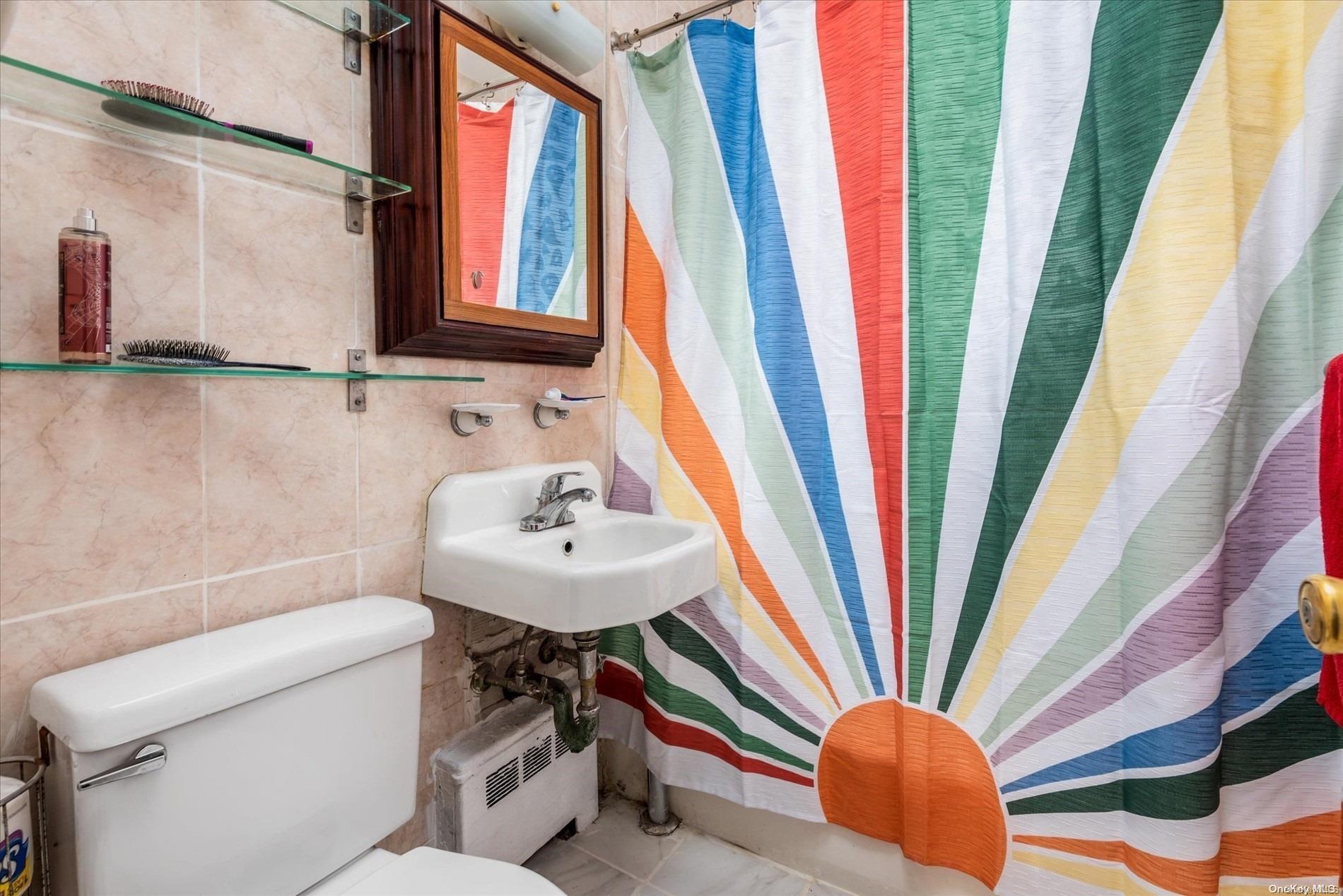 #9 photo, 52-24 65 Place, クイーンズ区 Maspeth , NY 11378