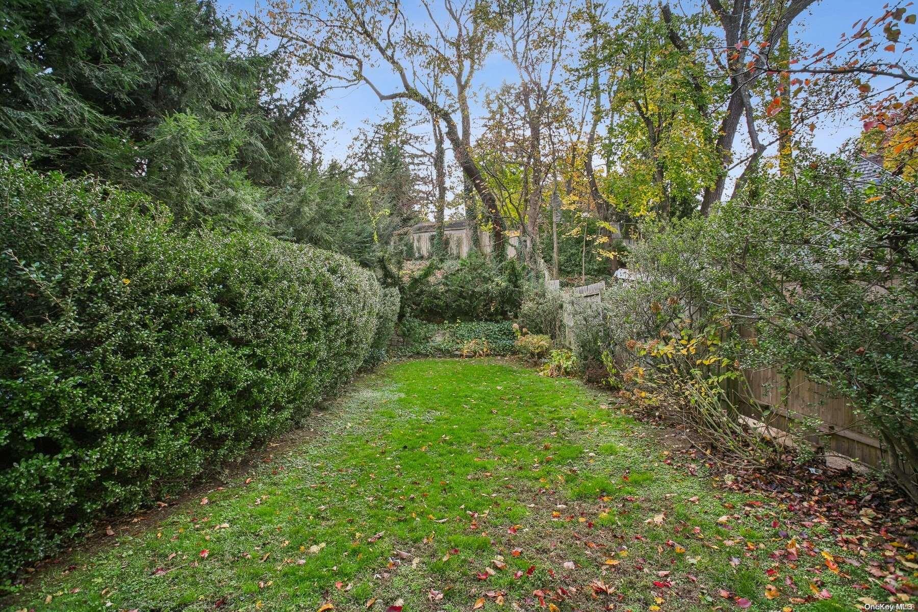 #15 photo, 74 Davis Street, ナッソー郡 Locust Valley , NY 11560