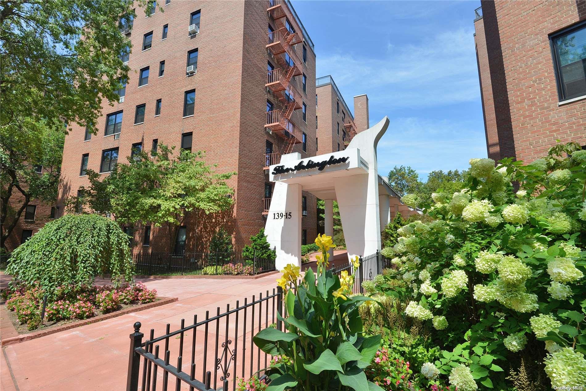 #1 photo, 139-15 83rd Avenue, كوينز Briarwood , NY 11435