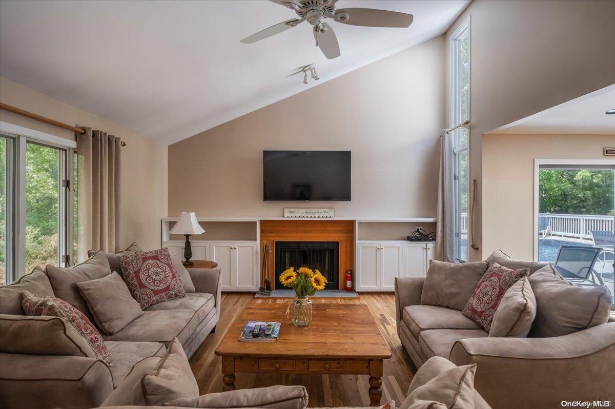 #2 photo, 13 Van Scoys Path, サフォーク郡 East Hampton , NY 11937