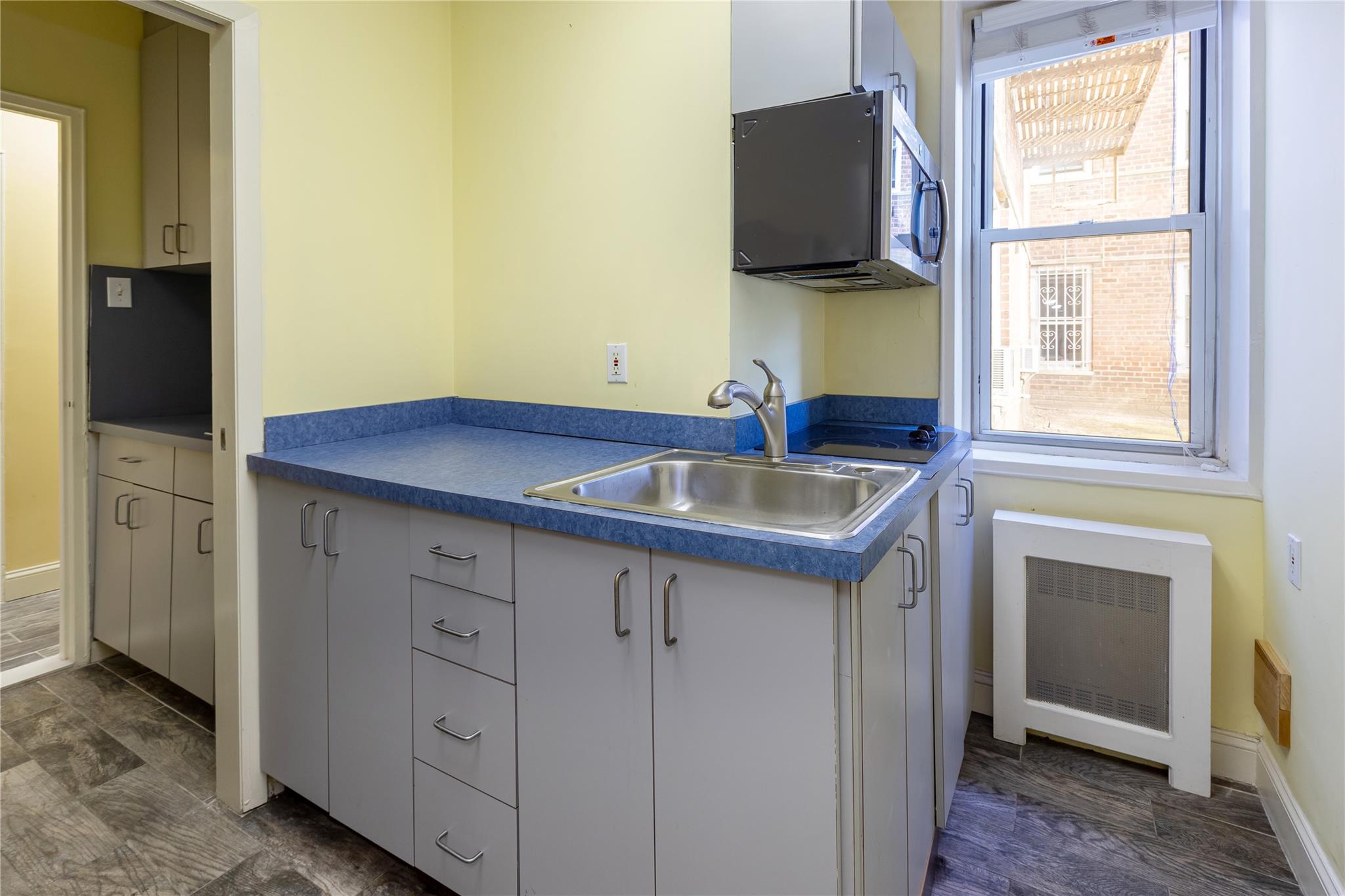 #6 photo, 5601 Riverdale Avenue, ブロンクス区 Bronx , NY 10471