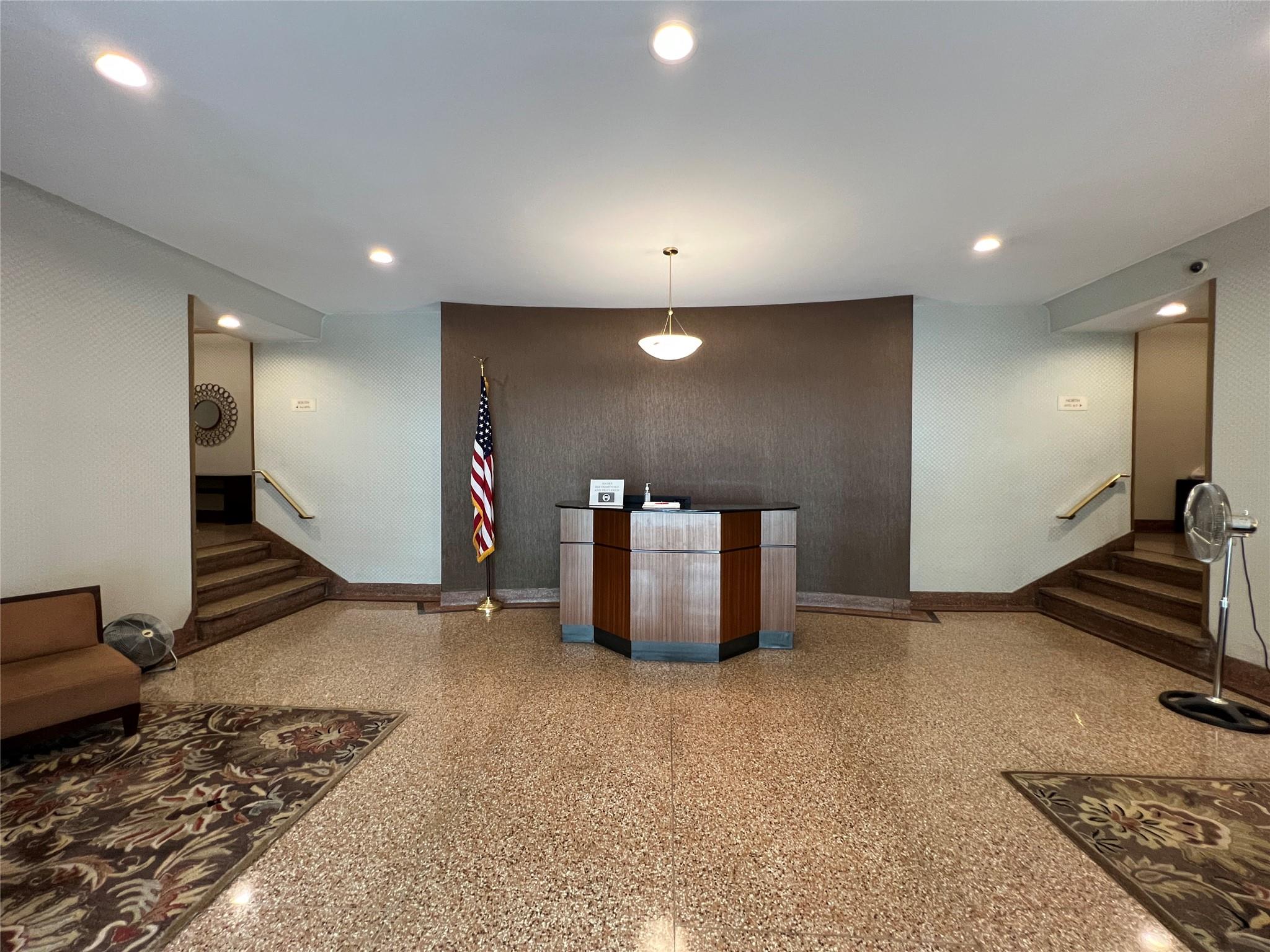 #9 photo, 5601 Riverdale Avenue, ブロンクス区 Bronx , NY 10471