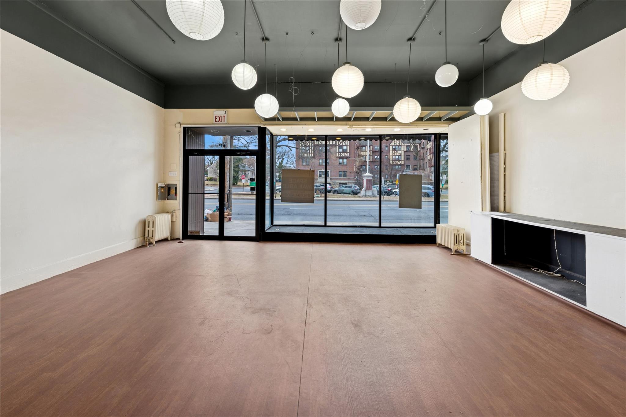 #3 photo, 615 East Boston Post Road, Mamaroneck , NY 10543