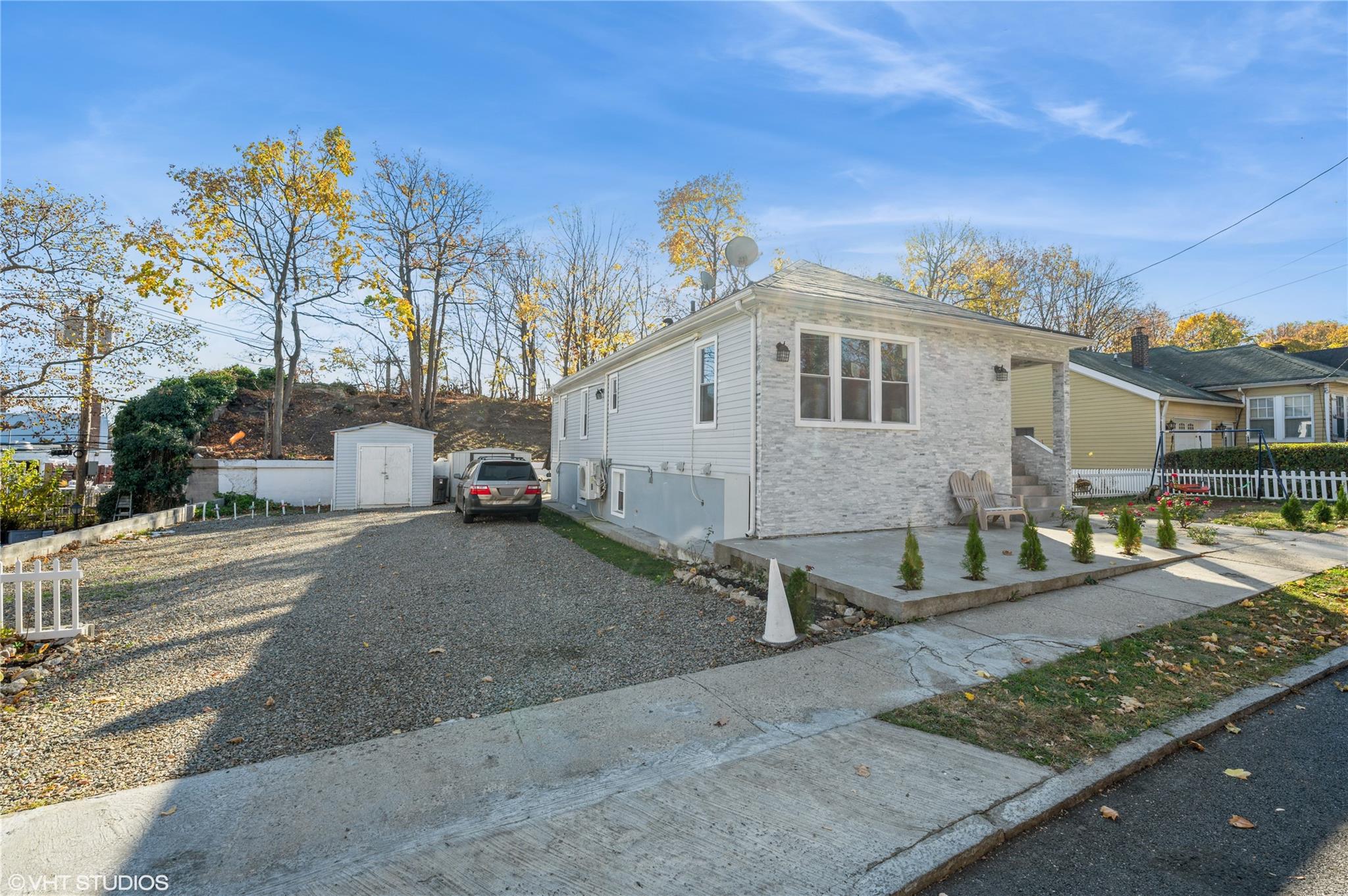 #2 photo, 15 Saint Pauls Place, Mount Vernon , NY 10550