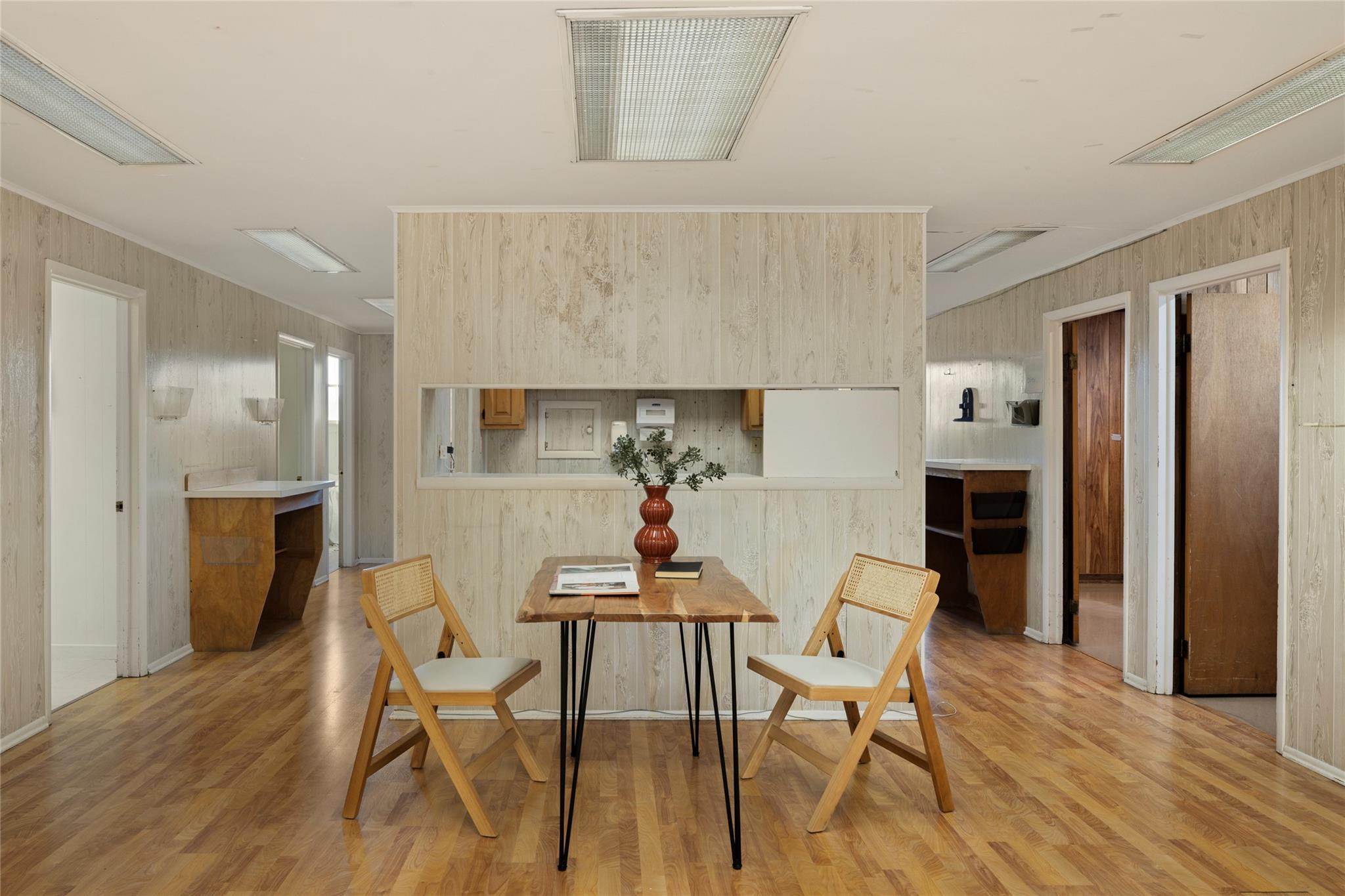 #13 photo, 2400 US-9, Hudson , NY 12534