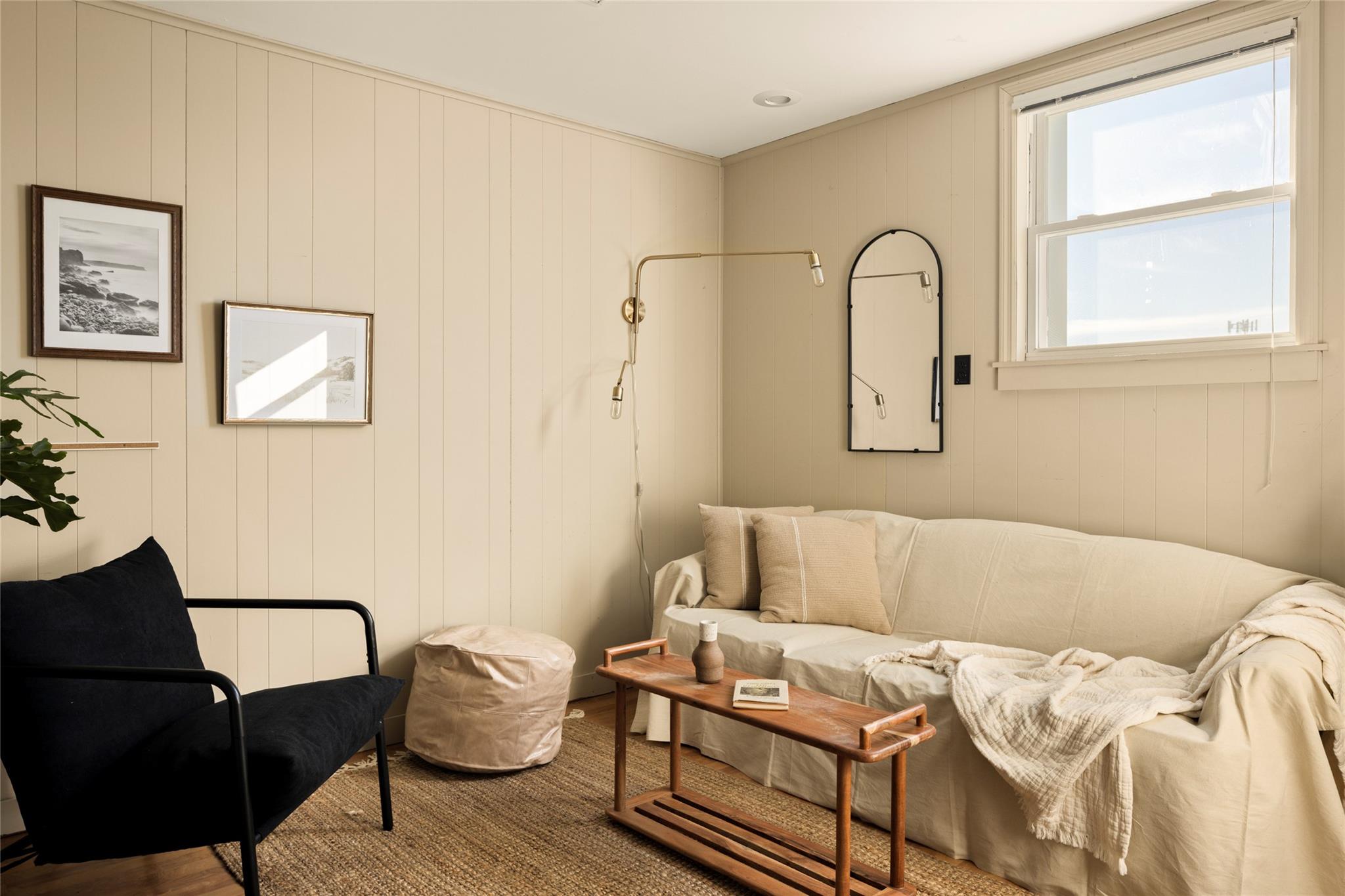 #15 photo, 2400 US-9, Hudson , NY 12534