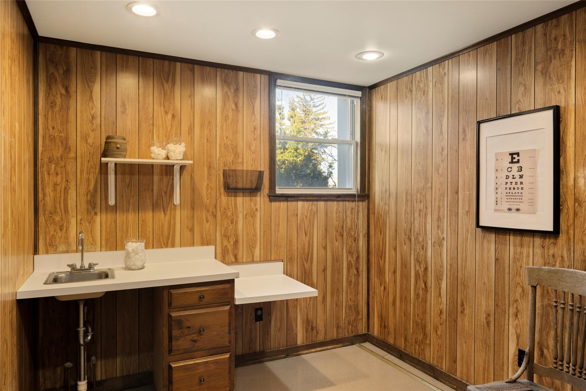 #20 photo, 2400 US-9, Hudson , NY 12534