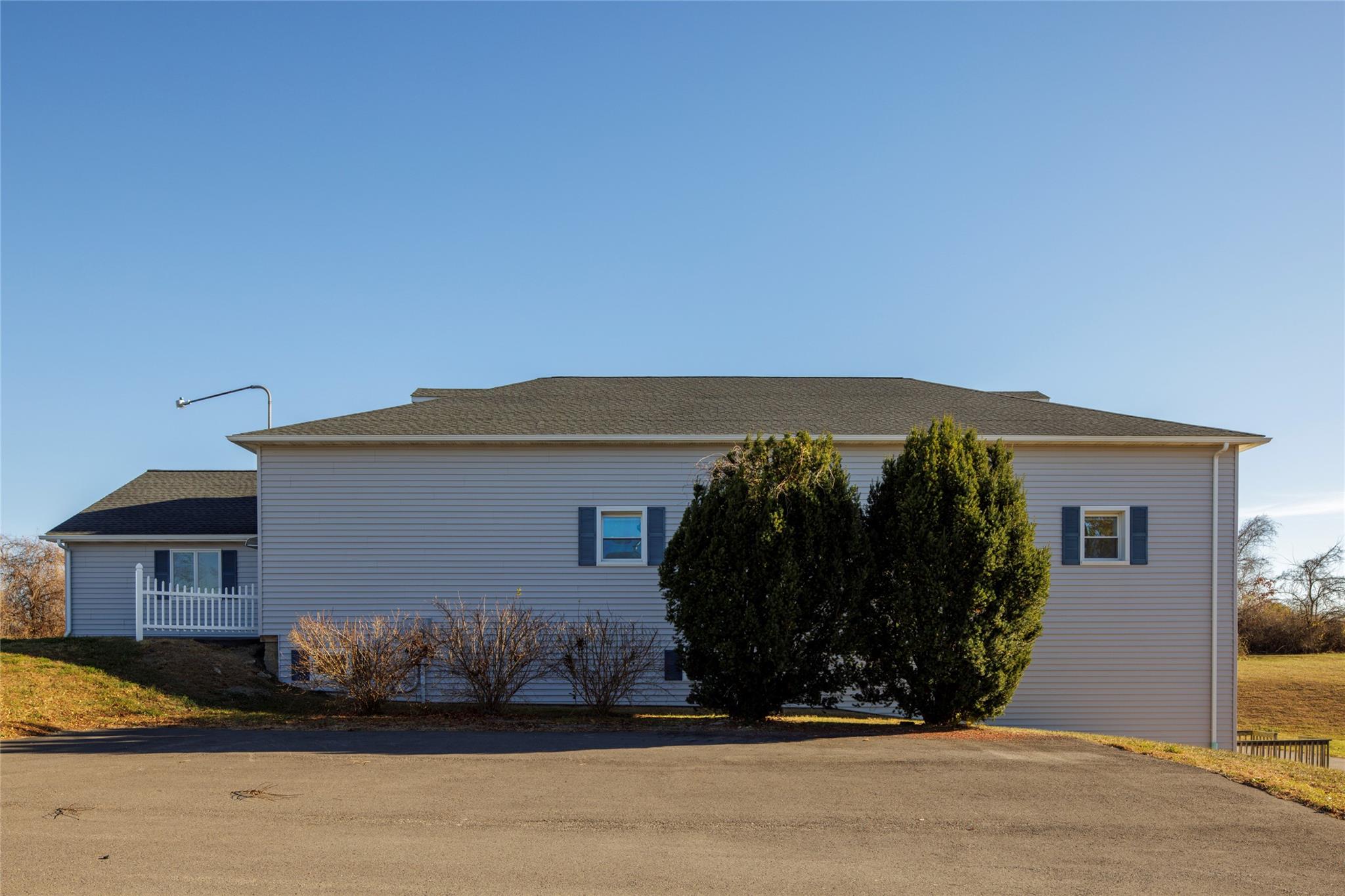 #3 photo, 2400 US-9, Hudson , NY 12534