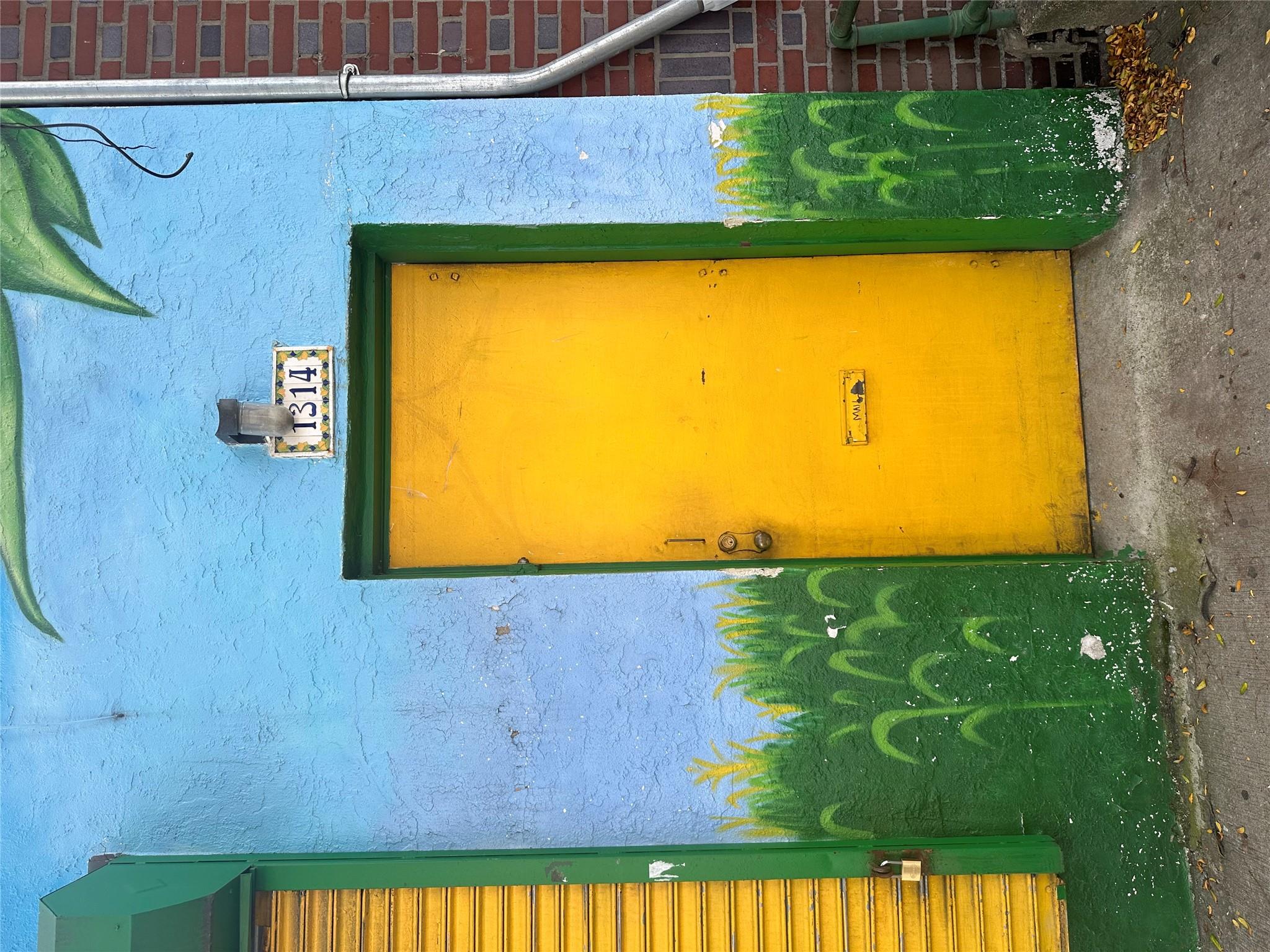 #3 photo, 1316 Oakpoint Avenue, Bronx , NY 10474