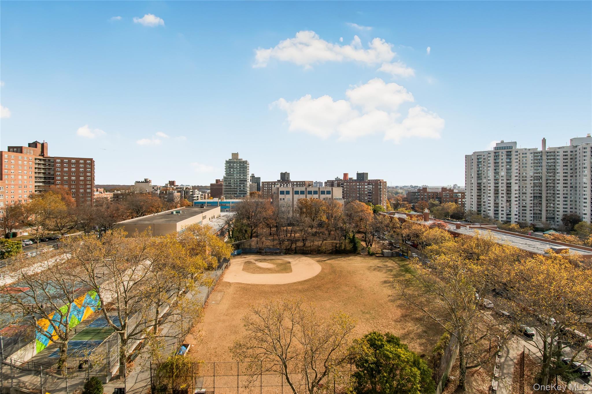 #11 photo, 3671 Hudson Manor Terrace, ブロンクス区 Bronx , NY 10463